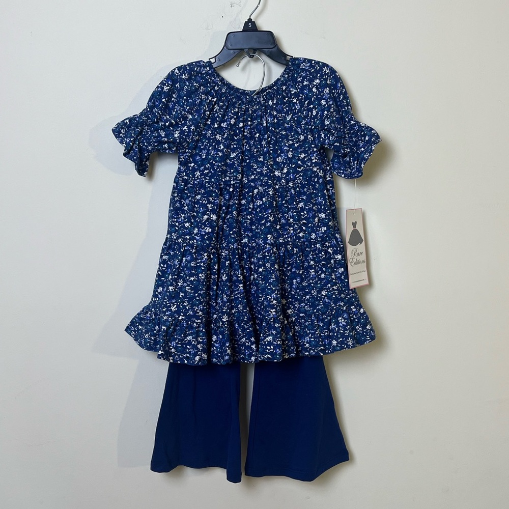 NWT Rare Editions two piece set